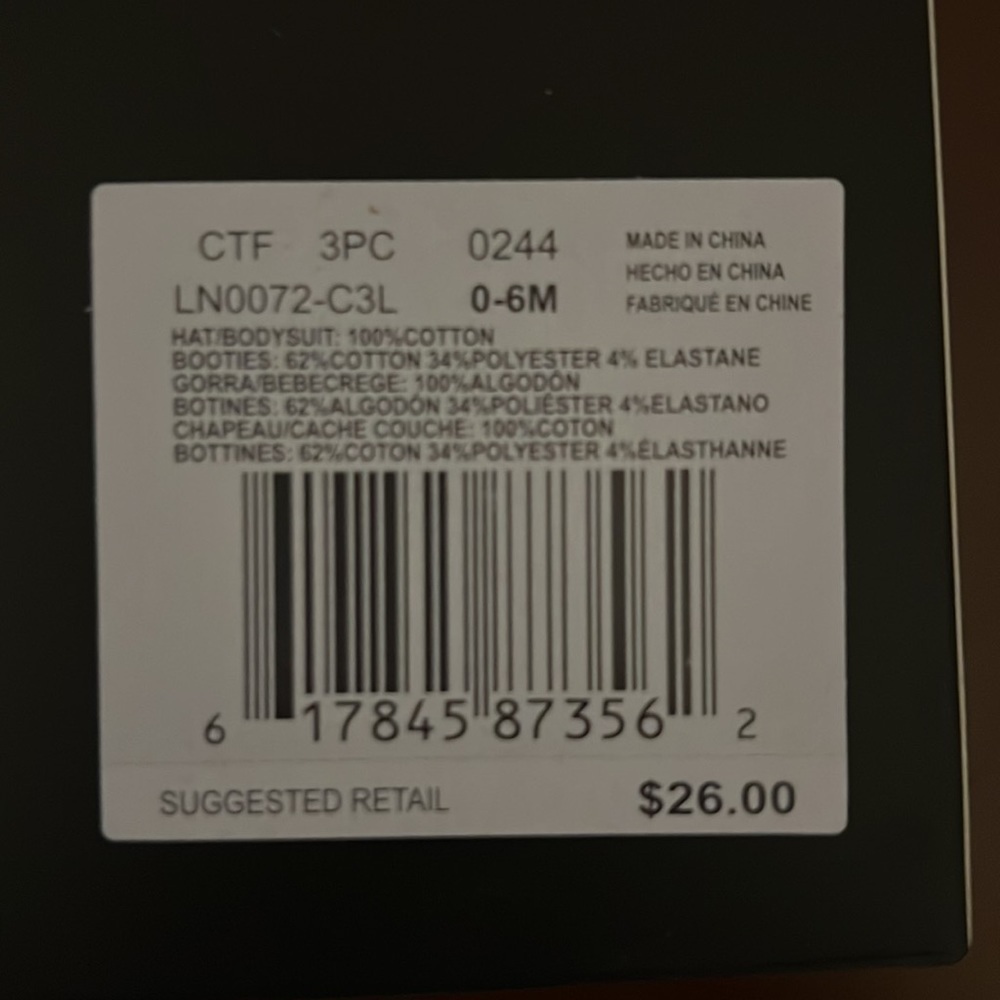 Nike Newborn 3-Piece Set | NWT - Picture 2 of 3